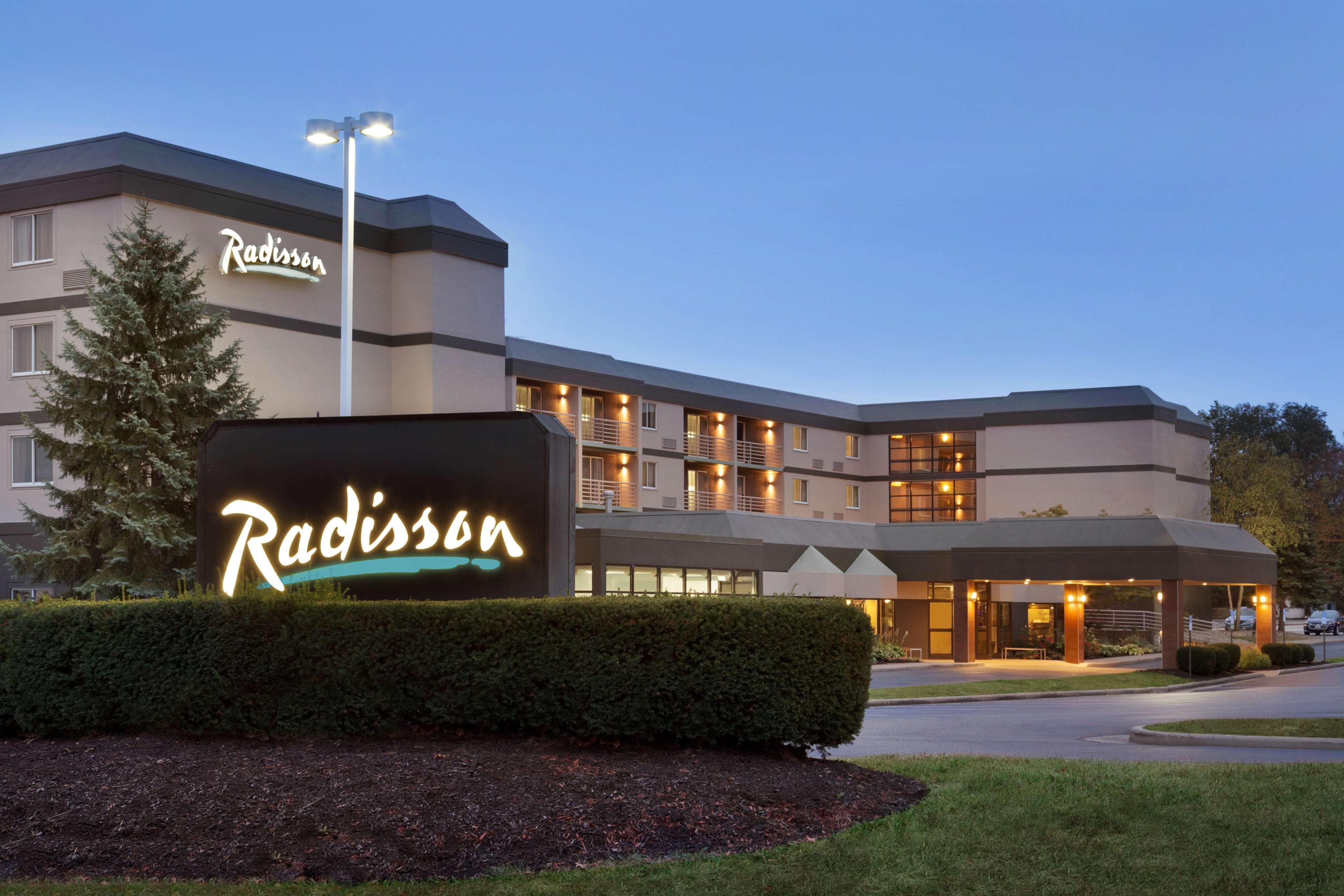 Radisson Akron-fairlawn Copley Hotel 3*