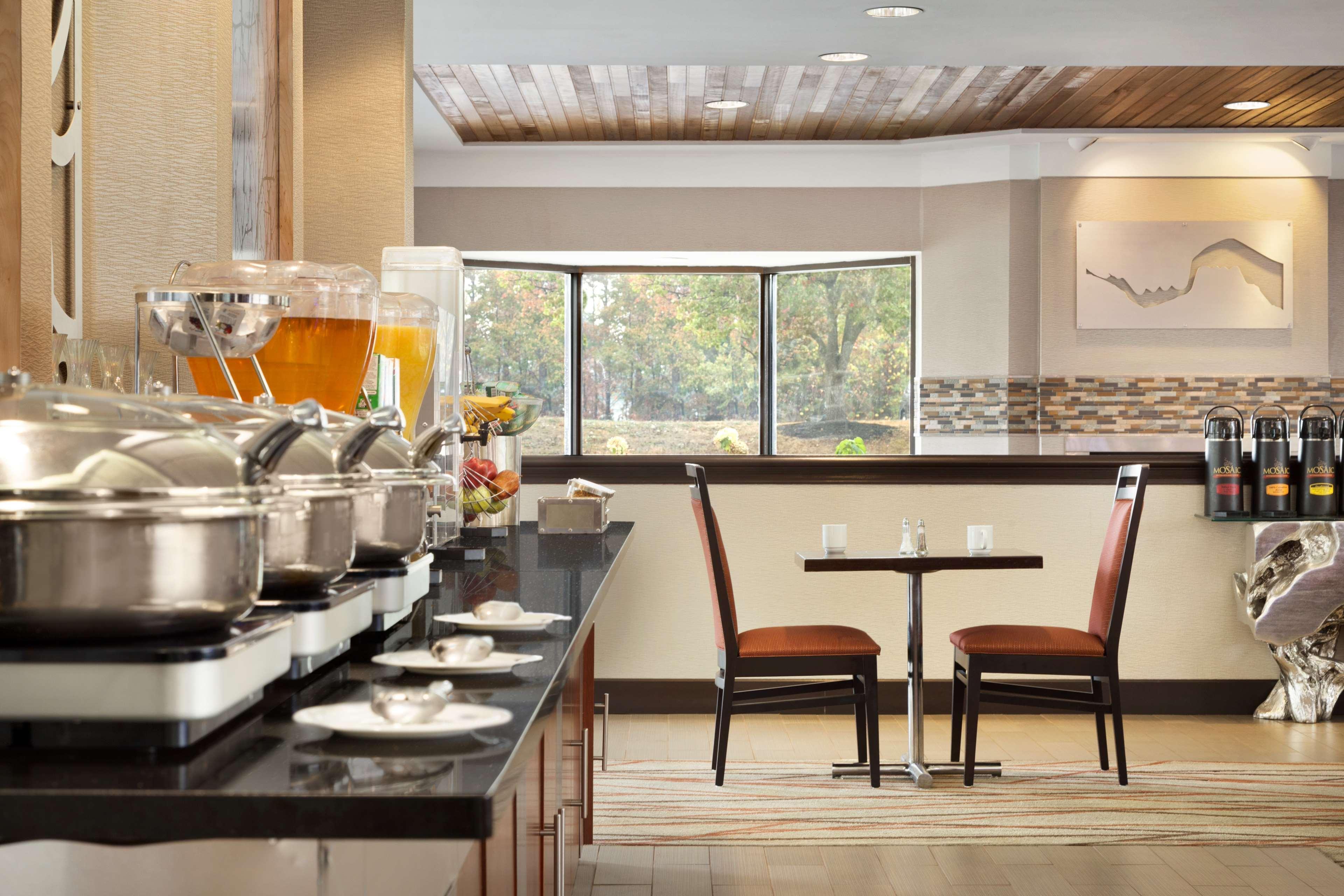 Radisson Akron-fairlawn Copley 3* Montrose