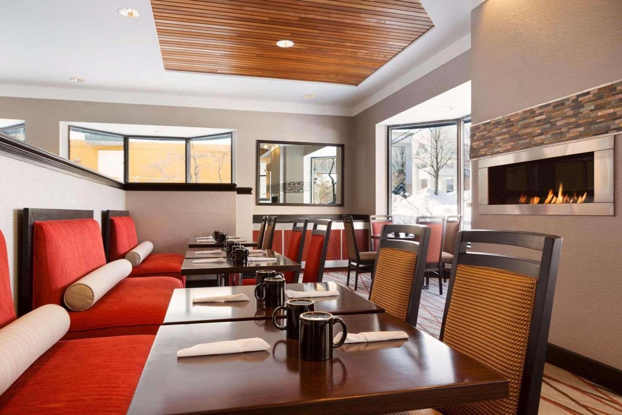 Radisson Akron-fairlawn Copley