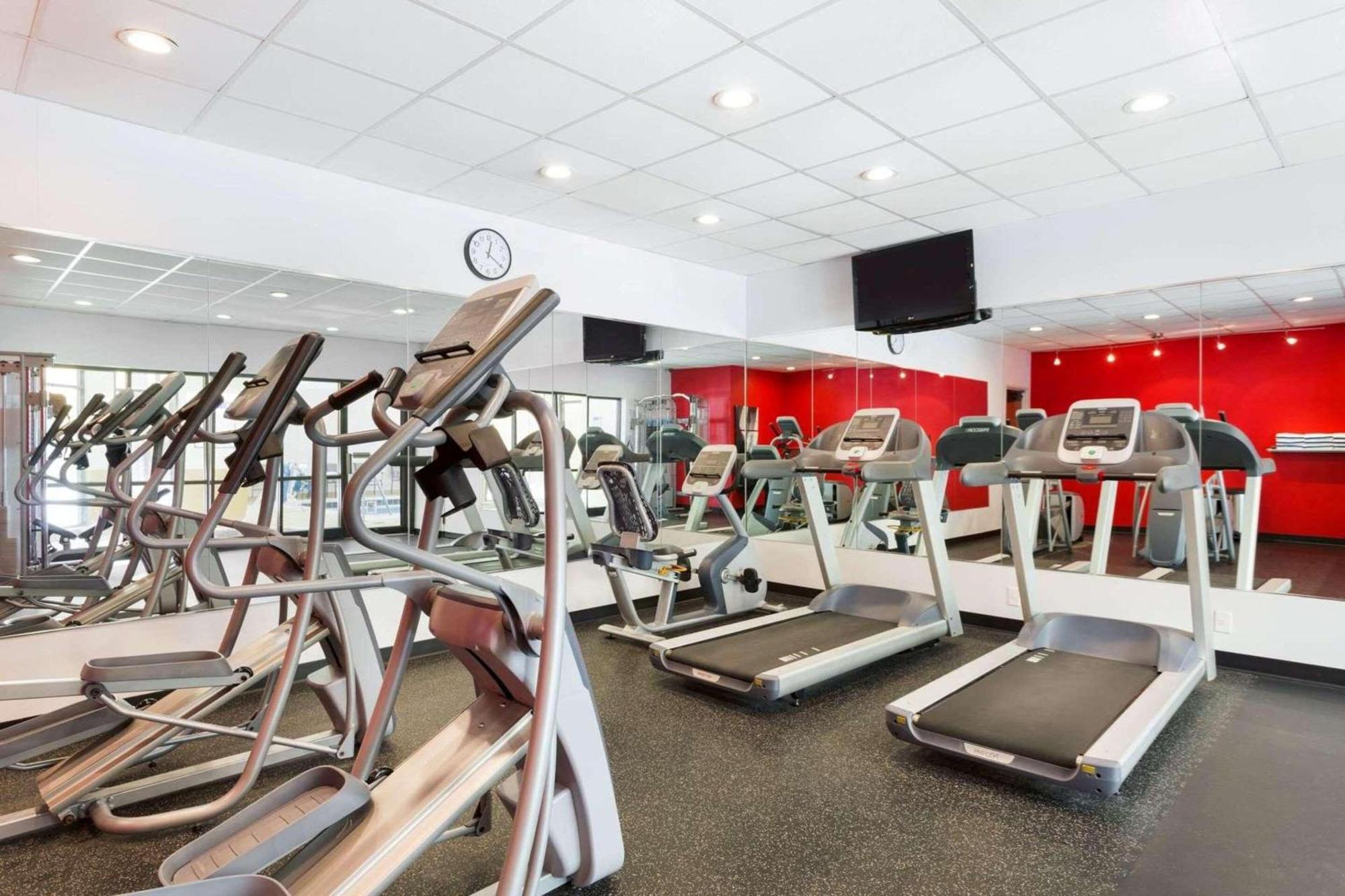Radisson Akron-fairlawn Copley Montrose