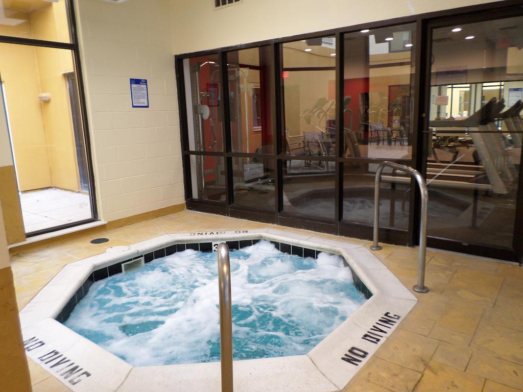 Radisson Akron-fairlawn Copley Hotel