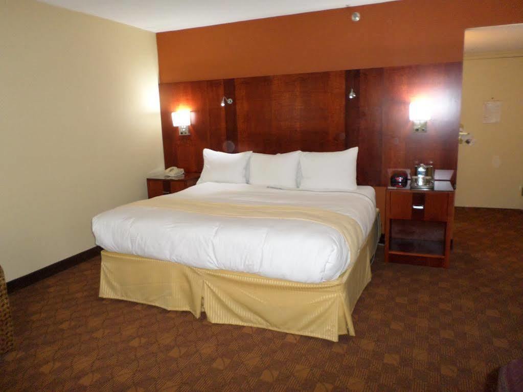 Radisson Akron-fairlawn Copley Montrose